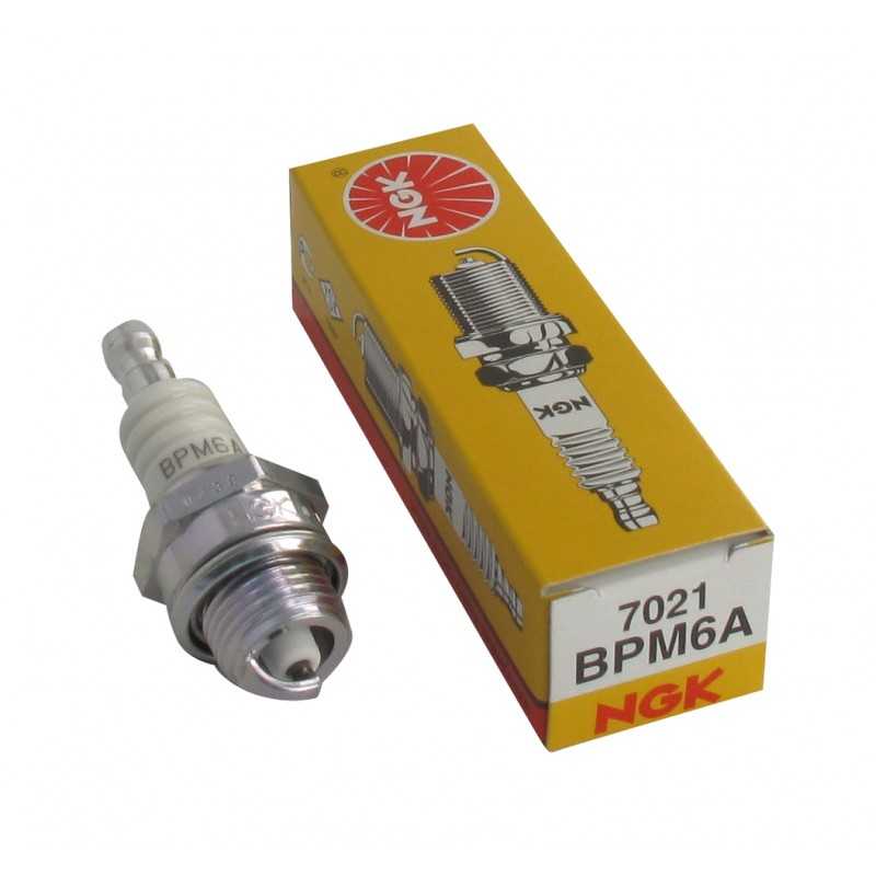 NGK Bujía BPM6A para mejor rendimiento y arranque en frío optimizado