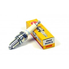 NGK Bujía DCPR7E con Terminal Extraíble para Mayor Potencia de Chispa y Mejores Rendimientos del Motor - Uso en Carretera