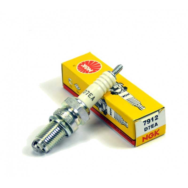 NGK Bujía D7EA - Mayor potencia de chispa y mejor rendimiento del motor