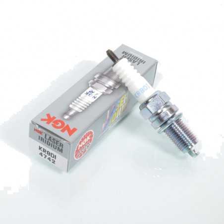 KR8DI Screw Terminal Spark Plug