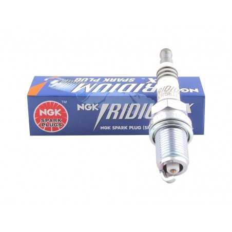 Spark plug with solid terminal BKR5EIX
