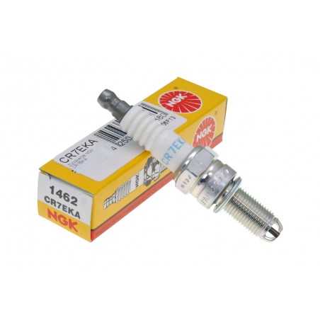 Spark plug with solid terminal CR7EKA