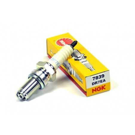 NGK Bujía DR7EA para mejor rendimiento del motor y menor polución