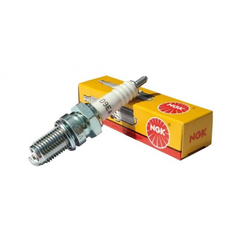 NGK Bujía D9EA - Mayor potencia de chispa y mejores rendimientos del motor