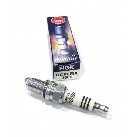 Spark plug with removable terminal DCR8EIX