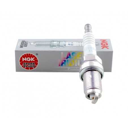 IZFR6K11 spark plug