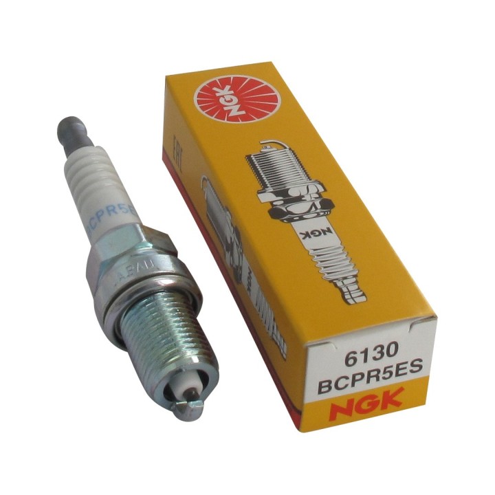 Spark plug with solid terminal  BCPR5ES