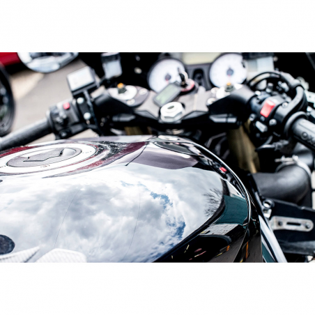 MUC-OFF Spray Pulimento Moto con cera de Carnauba - 400ml 66392