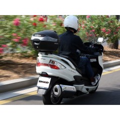 SHAD Maleta para scooter y moto SH33 con capacidad casco modular guantes D0B33200