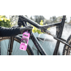 MUC-OFF Limpiador de moto en seco HIGH-PERFORMANCE WATERLESH WASH 750 ML 20300028