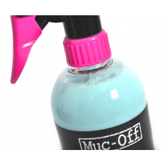 Protective spray and surface cleaner MATT FINISH DETAILER 250 ML