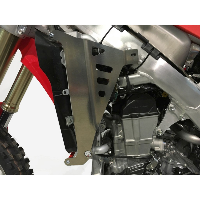 AXP RADIATOR PROTECTORS 4411478
