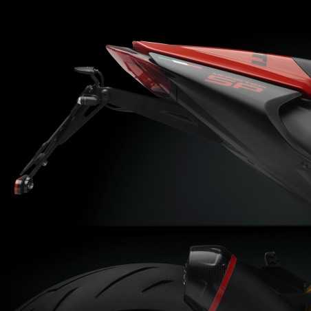 RIZOMA Kit portamatricula FOX PT541