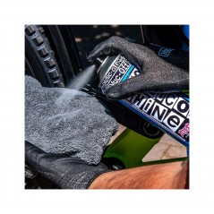 TUDETIC - kit de brillo y protección para bicicleta con spray muc-off silicone shine 500ml gamuza microfibra 30x40 cm KT-2-2