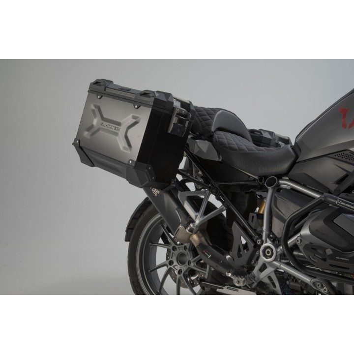 SW-MOTECH Maletas laterales de aluminio + soportes bombín escape TRAX ADV 45/37L - PRO AKRAPOVIC KFT076647200VAR