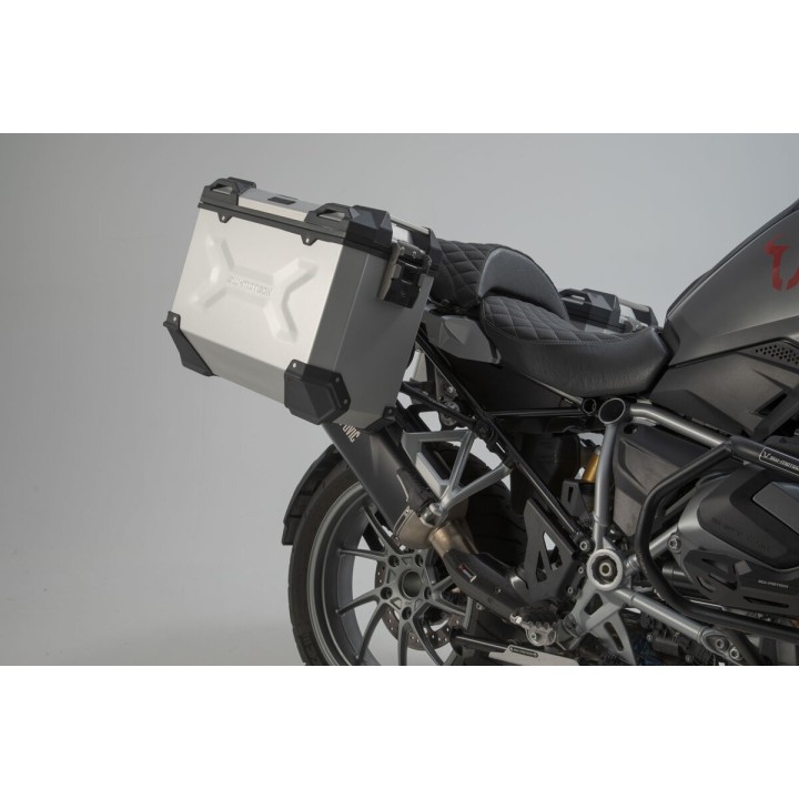 SW-MOTECH Maletas laterales de aluminio + soportes bombín escape TRAX ADV 45/37L - PRO AKRAPOVIC KFT076647200VAR