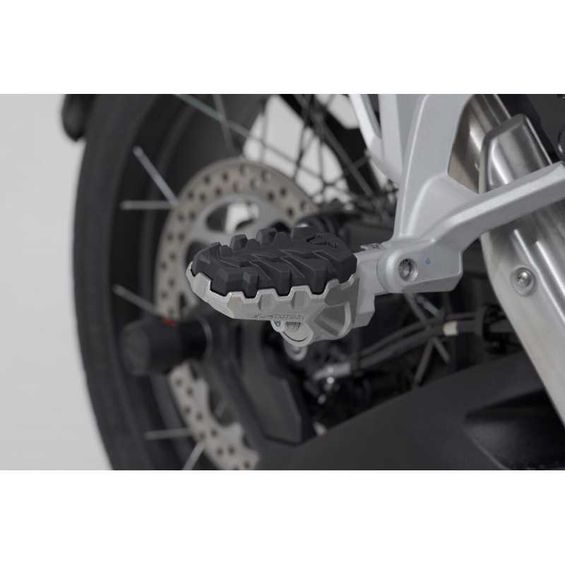 SW-MOTECH Passenger footrest kit EVO EVO FRS1111210700