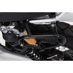 SW-MOTECH Bolsa lateral de moto + soporte izquierdo LEGEND GEAR LC2 BLACK EDITION - SLC BCHTA1192920100