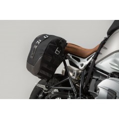 SW-MOTECH Bolsa lateral de moto + soporte derecho LEGEND GEAR LC1 BLACK EDITION - SLC BCHTA0751220700