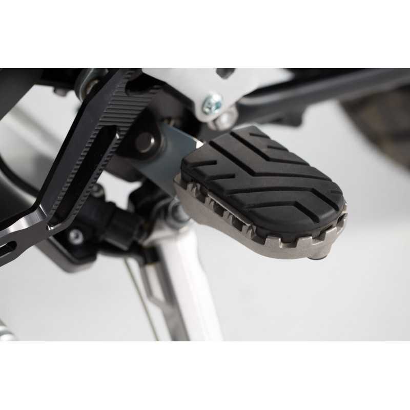 SW-MOTECH Kit estriberas reposapiés ION FRS1101110103S
