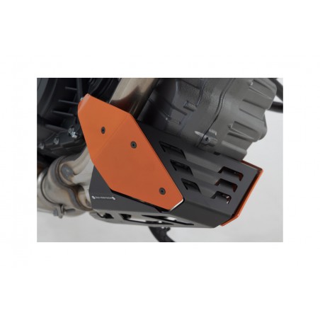 SW-MOTECH QUILLA CARENADO MOTOR INFERIOR M0453210003