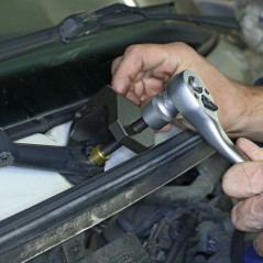 Windshield wiper arm puller 15-37 MM 627.34.71