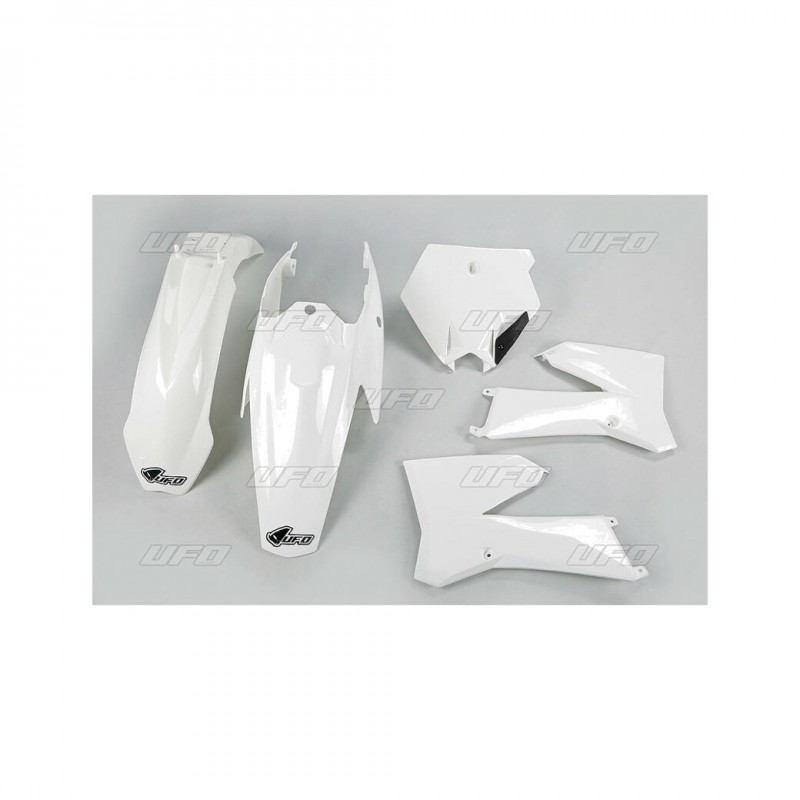 UFO KIT DE PLASTICA COMPLETO 1087428003