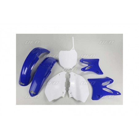 UFO KIT DE PLASTICA COMPLETO 1087918003