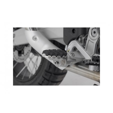 SW-MOTECH Kit reposapiés modelos EVO FRS0611210201