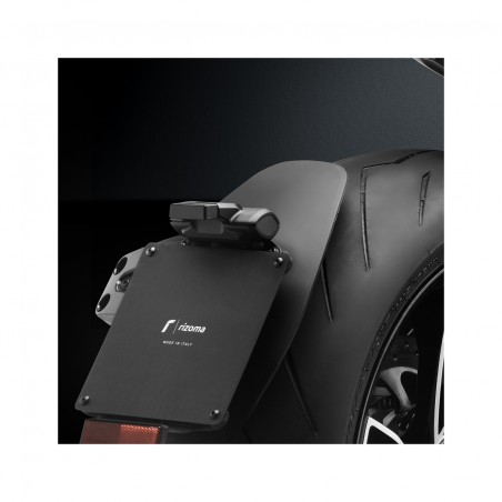 RIZOMA Turn signal hole covers OEM FR323