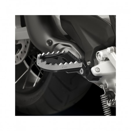 RIZOMA Eccentric mounting kit for footrests PE726