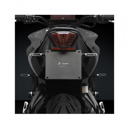 RIZOMA License plate kit FOX PT238