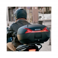 Motorcycle rear trunk