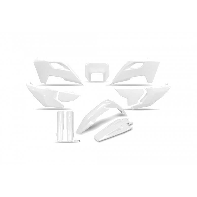 UFO KIT DE PLASTICA COMPLETO 1128043002VAR