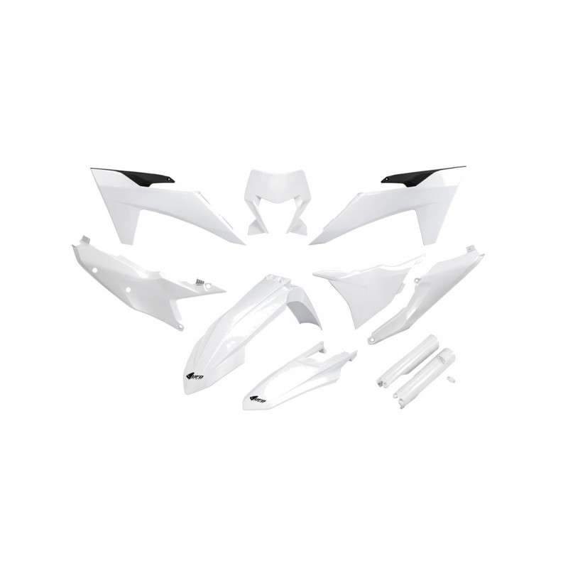 UFO KIT DE PLASTICA COMPLETO 1128044003