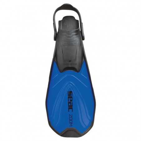 Diving fins swimming  ZOOM