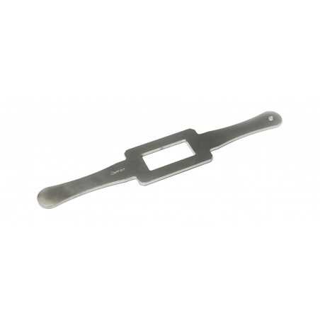 Tool assembly assembly-removal nut straight nut