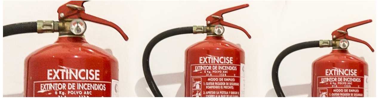 Emergency fire extinguishers on the road - Autotic